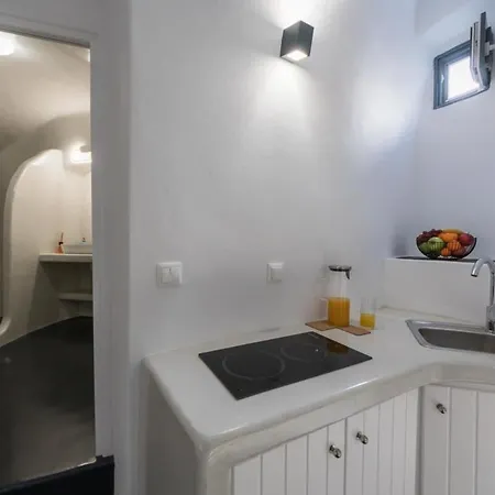 Apartment Santorini Traditional Cute Apt W Private Hot Tub *